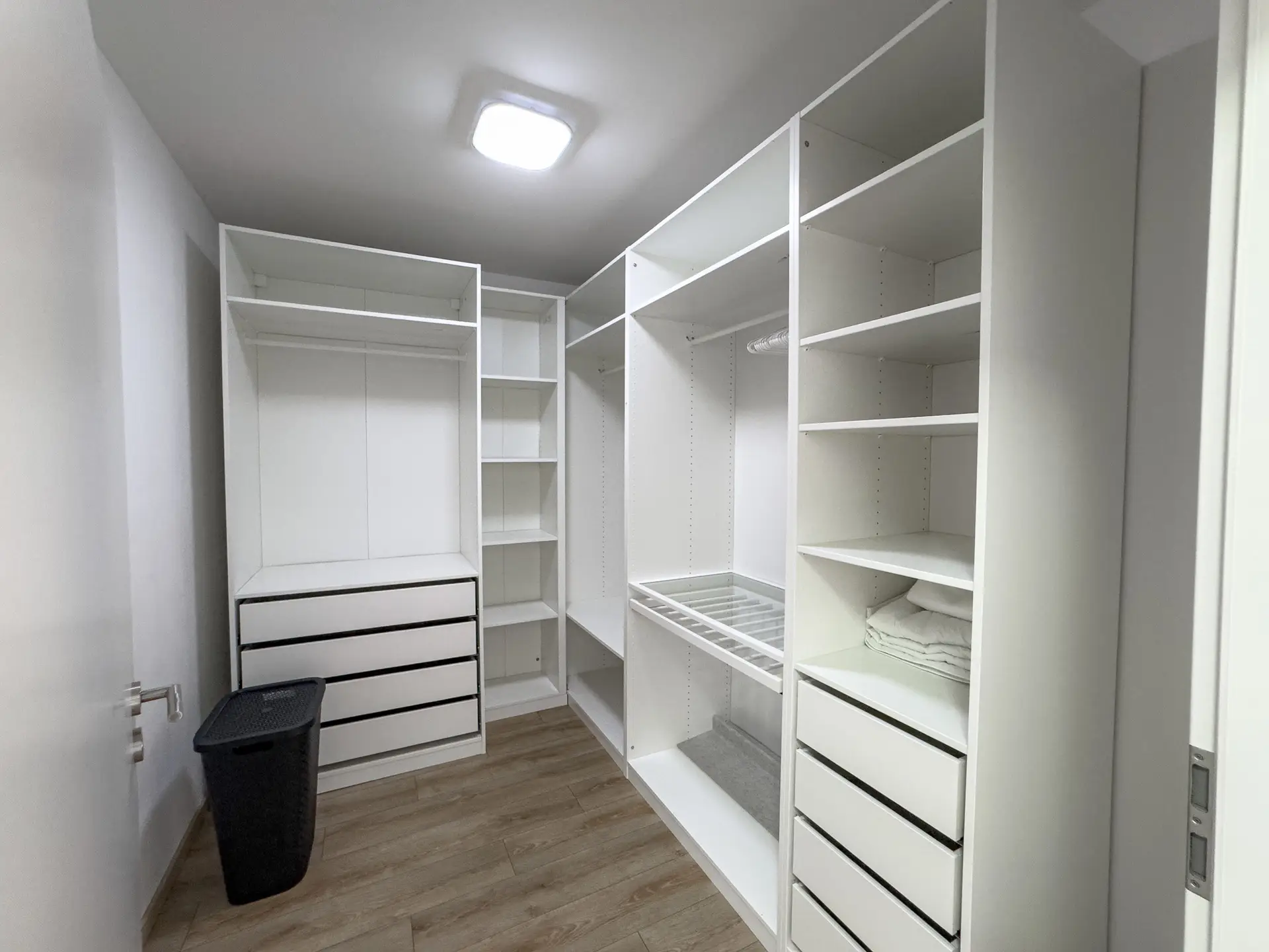 Mackenbach-4-bedroom-02